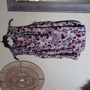 1X Vince Camuto Floral Blouse